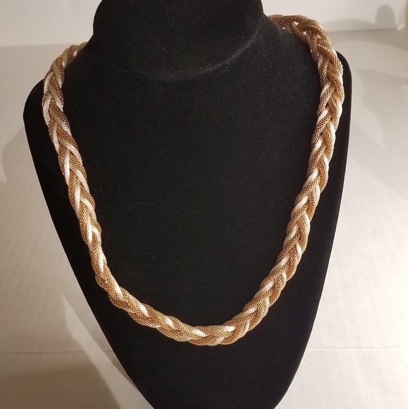 Jewelry - Golden Cream braided necklace j205